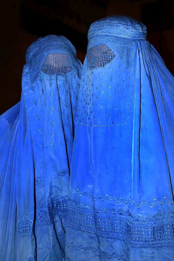 Burkaträgerinnen in Afghanistan (Quelle: Wikipedia)